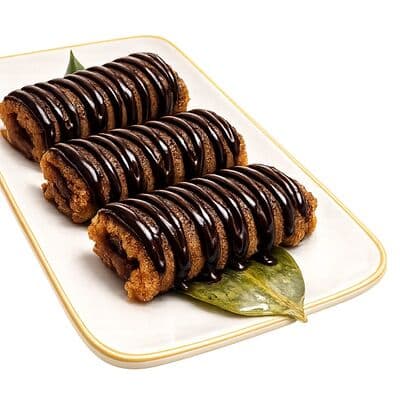 Тропические блинчики с шоколадно-арахисовым топпингом